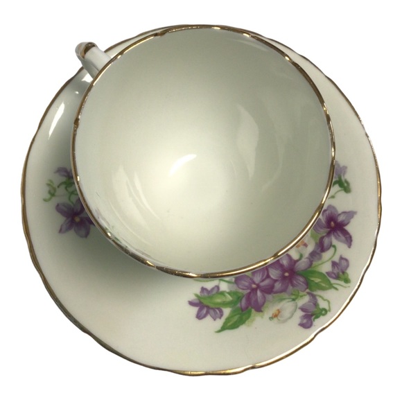 Vintage HM (Lion) SUTHERLAND Bone China Purple Lilac Floral Tea Cup & Saucer - Picture 4 of 14
